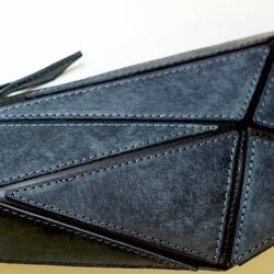 Клатч из кожи «Cubic clutch» [HahnsAtelier]